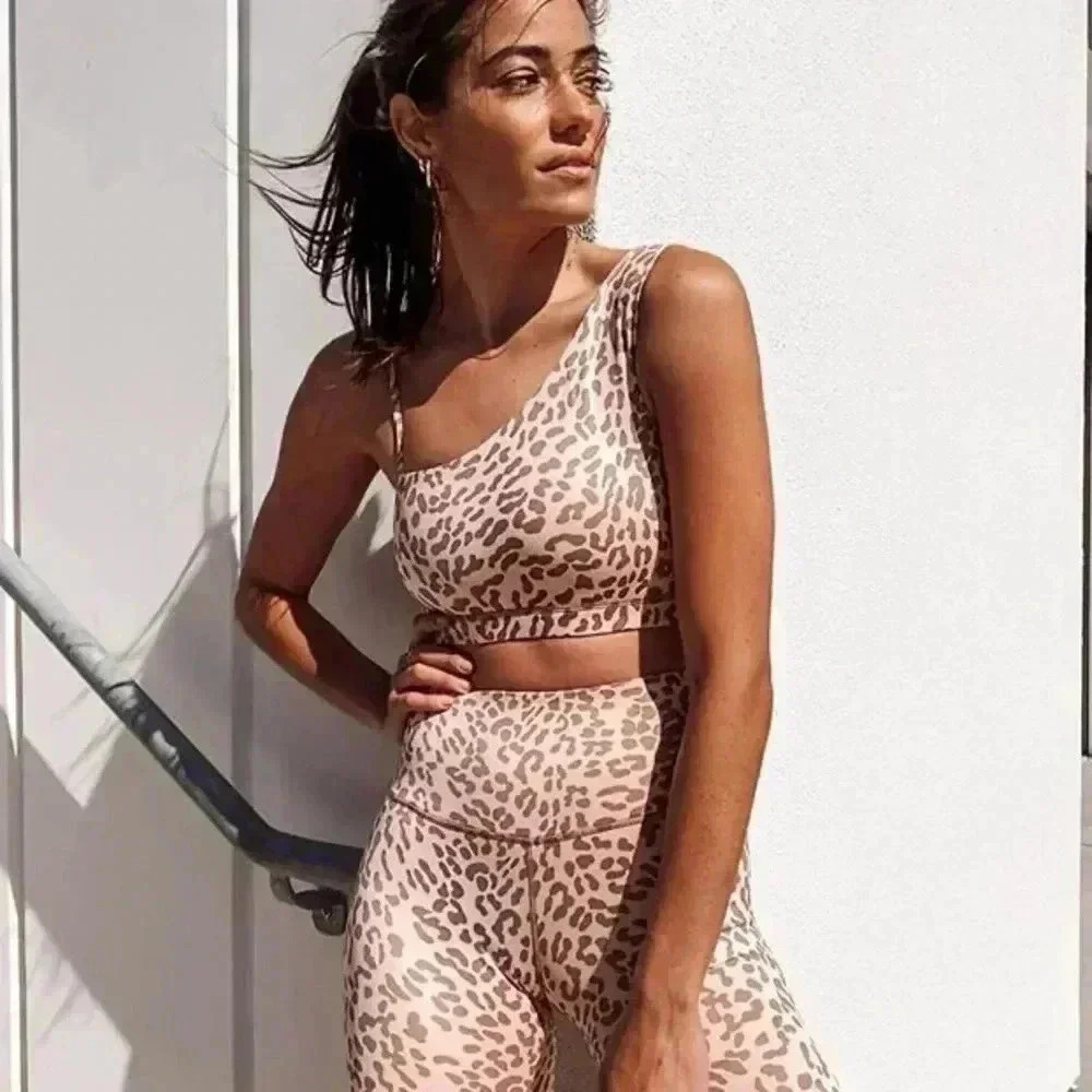 TAN + LINES BY SIVAN AYLA LAGUNA BRA IN LEOPARD SIZE M BLOGGERS FAVORITE